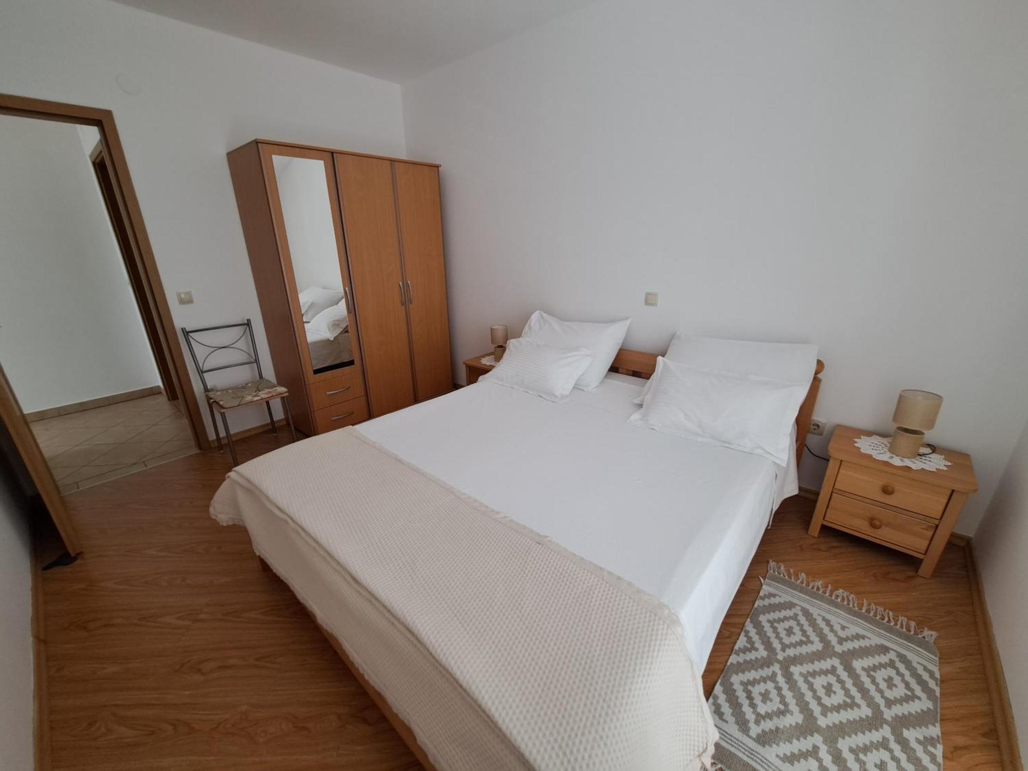 Apartment Petra Raslina 外观 照片